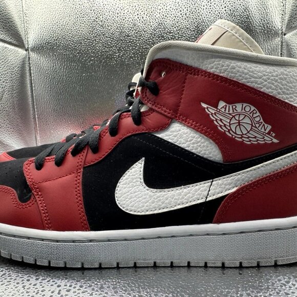 RARE 🚀 Size 12 - Air Jordan‎ 1 Mid Gym Red White Black Bred Women BQ6472 601 - Picture 6 of 11